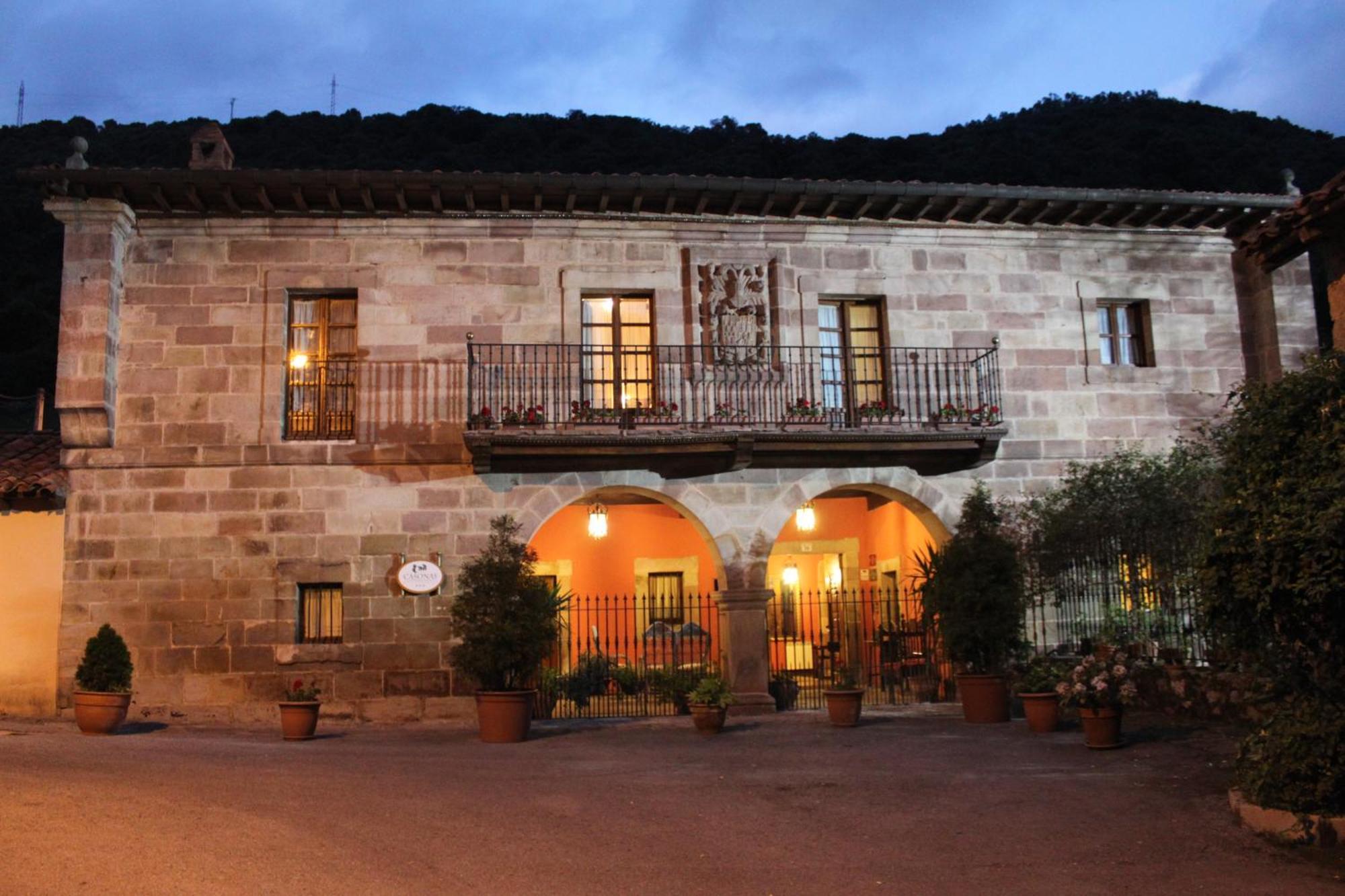 Casona De La Salceda Guest House Treceno Exterior photo